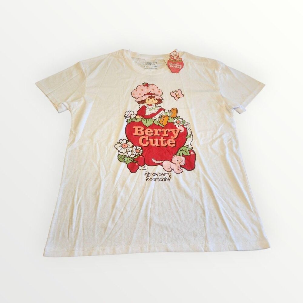 Strawberry Shortcake  " Berry‎ Cute "Adult Size Large T-shirt Retro